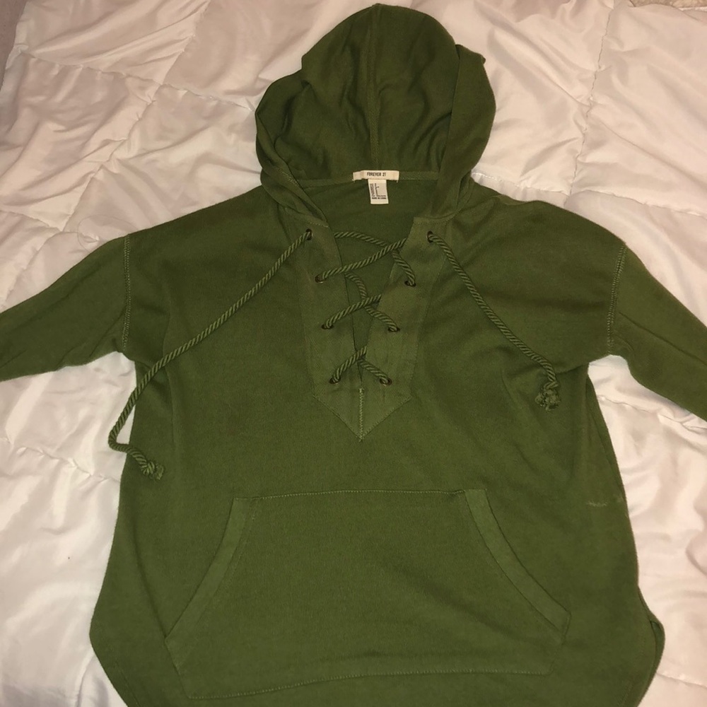 Green laced up long sleeve